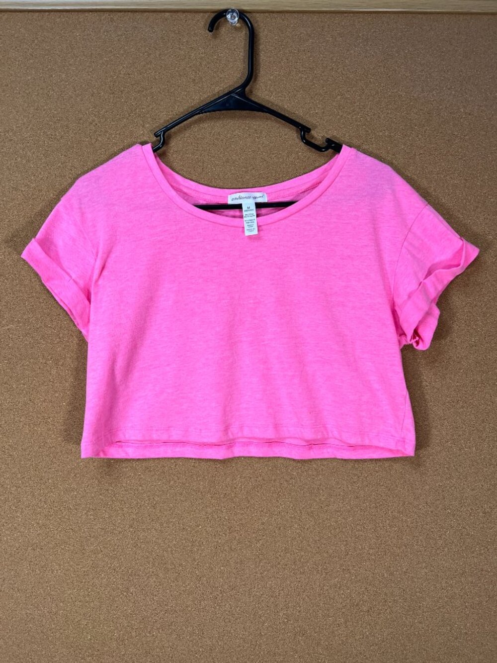 Ambiance Apparel Women Crop Top Shirt Pink Medium Short Sleeve NWOT